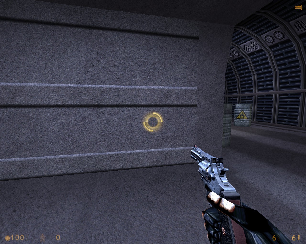 half life source weapons not working