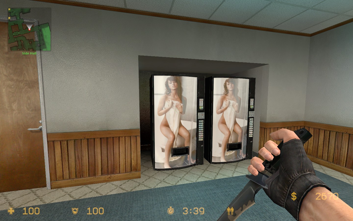 Sexy Vending machine skin [Counter-Strike: Source] [Mods]