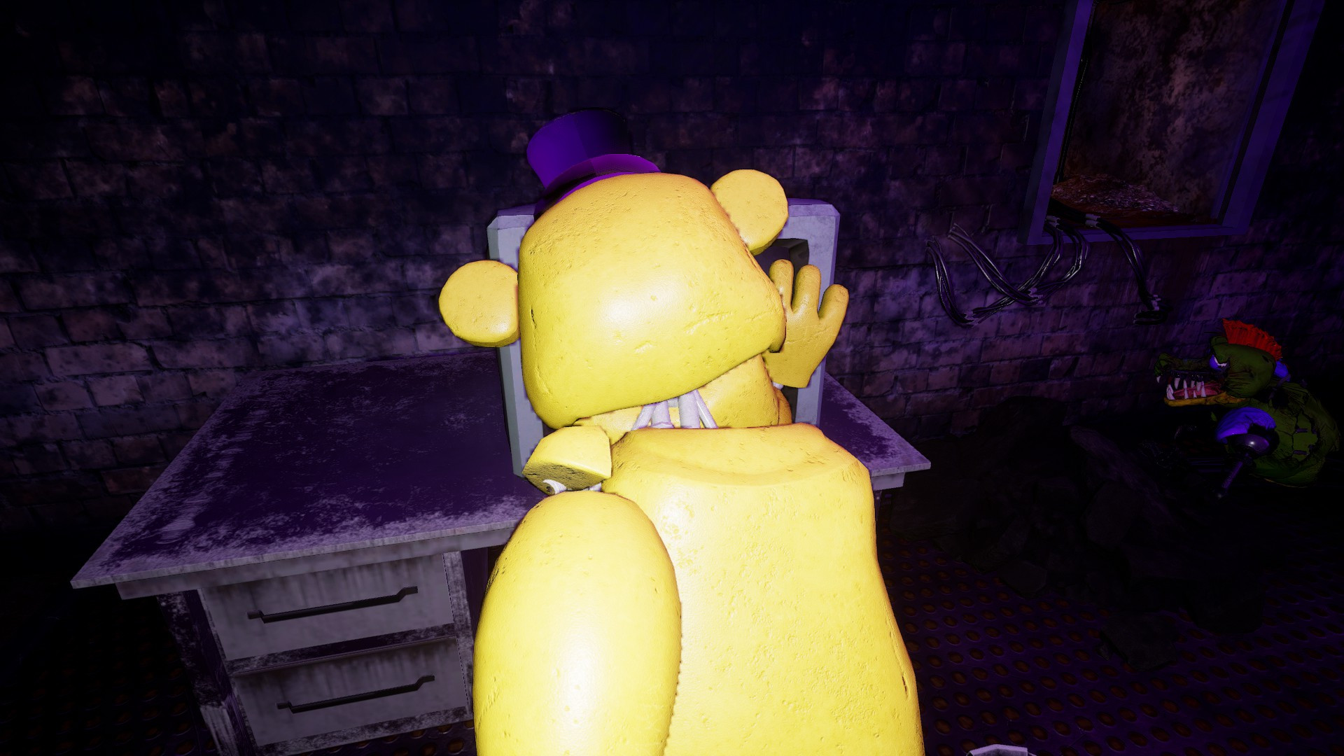 UCN Fredbear over Burntrap [Five Nights at Freddy's Security Breach] [Mods]