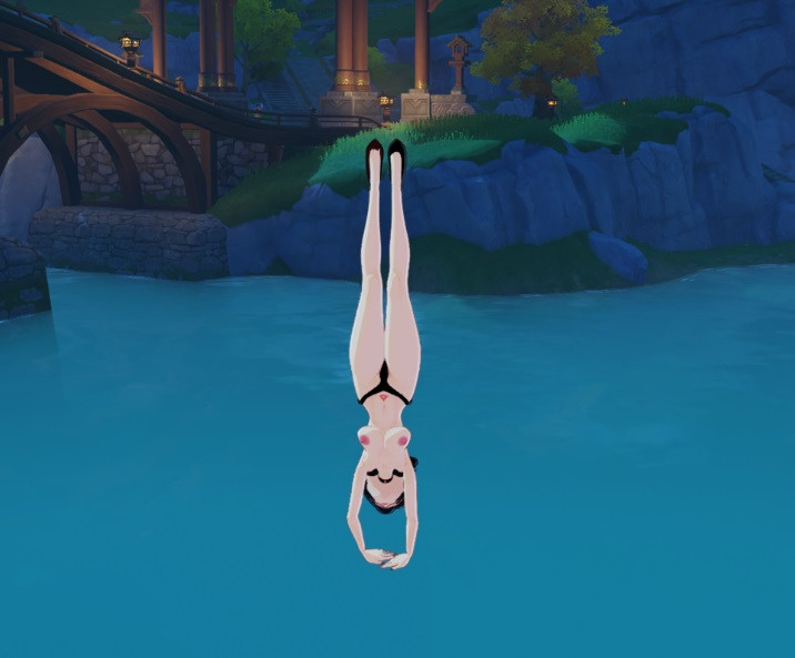 Xiangling "Topless Swimmer"