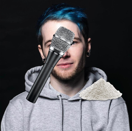 dantdm has crack (JOKE MOD)