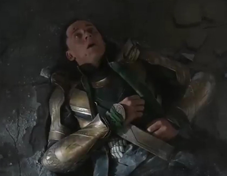 Screenshot of Hulk vs Loki - Puny God